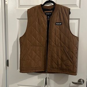 NWT Mens Vest - XL